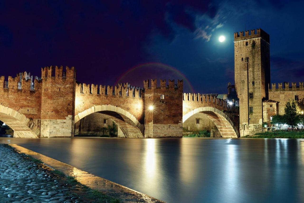 Adige Penthouse Aparthotel Verona Exterior foto